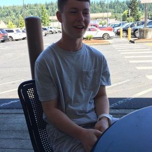 Meet your Posher, Nick